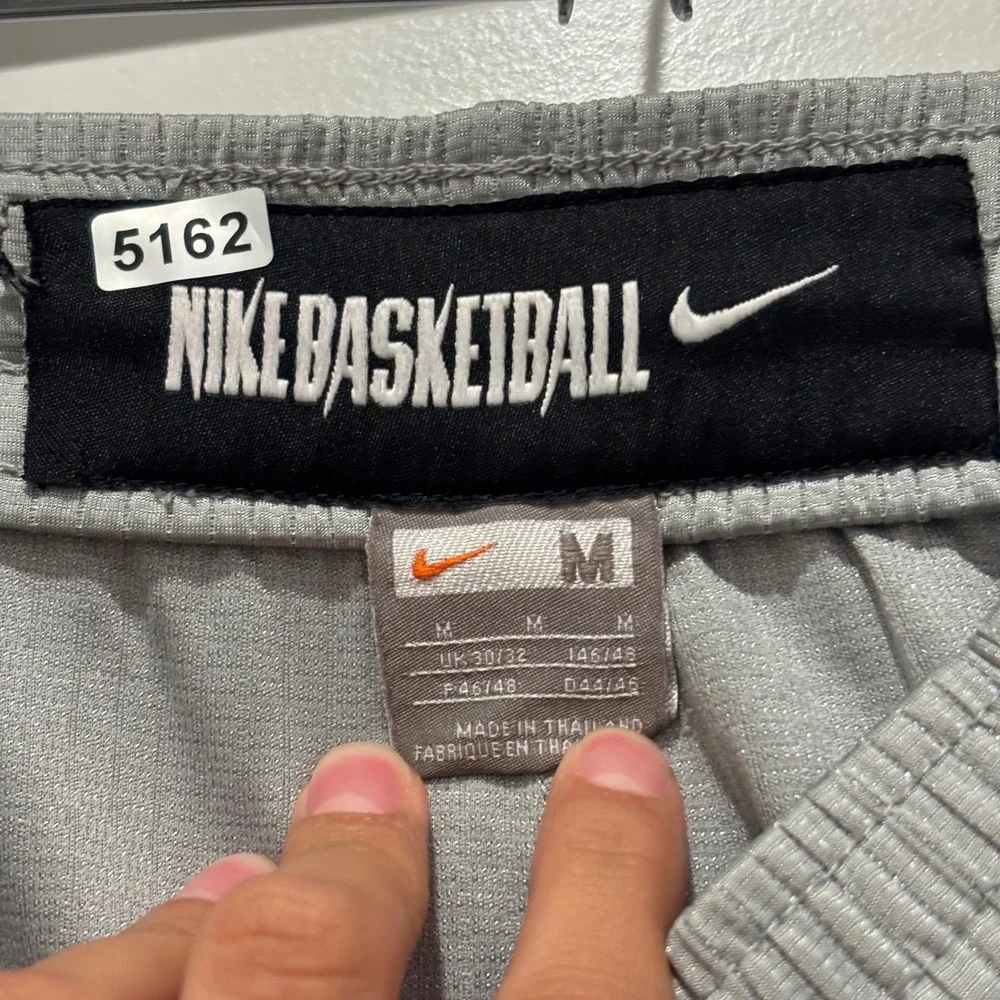 Nike Basketball Shorts Mens Medium Grey Navy Blue White Athletic Gym Swoosh